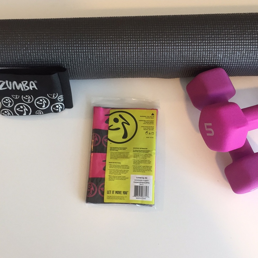 Zumba carpet gliders NEW